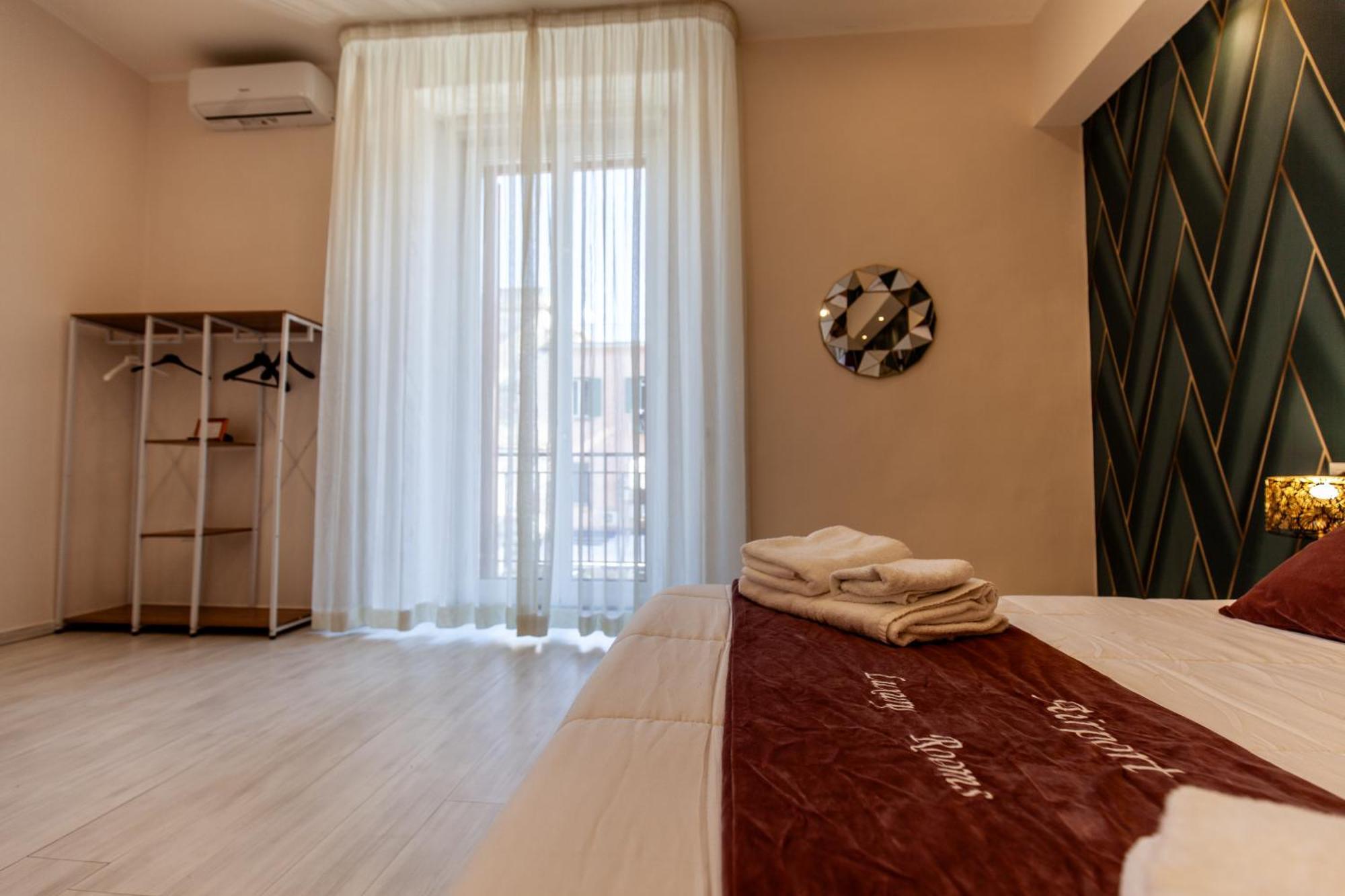 Airport Luxury Rooms Неаполь Экстерьер фото